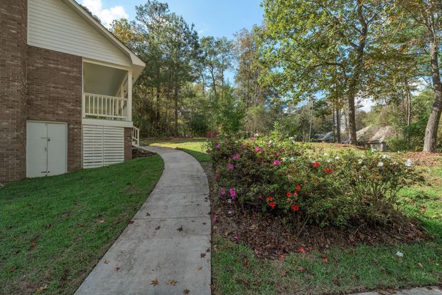 10 Poplar Dr., Hattiesburg, MS 39402