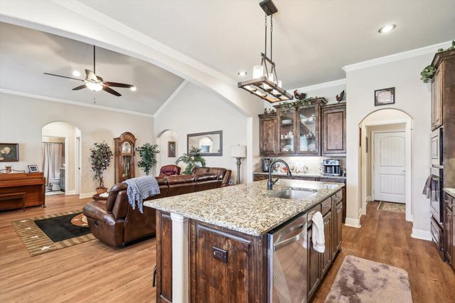 707 Chaparral Road, Sanger, TX 76266