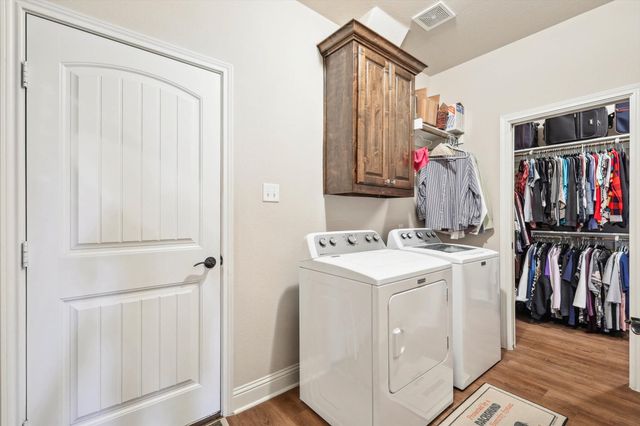 707 Chaparral Road, Sanger, TX 76266