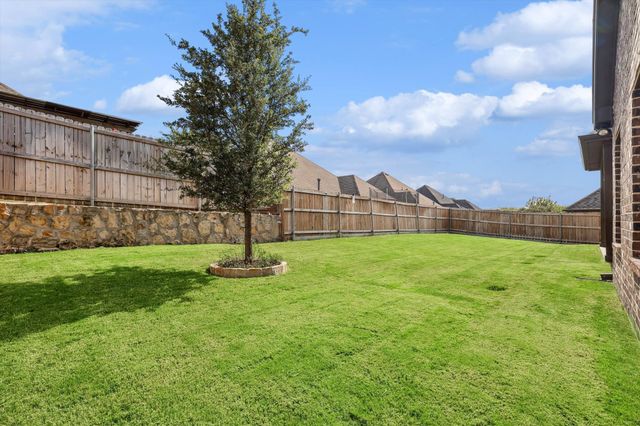 707 Chaparral Road, Sanger, TX 76266
