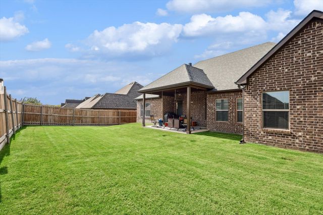 707 Chaparral Road, Sanger, TX 76266