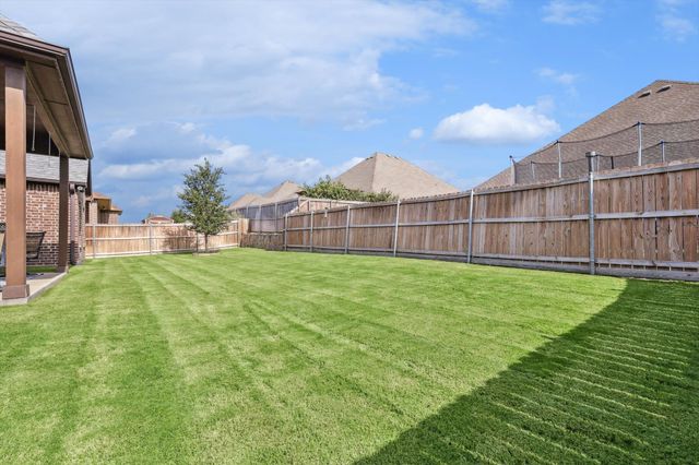707 Chaparral Road, Sanger, TX 76266