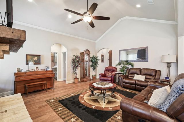 707 Chaparral Road, Sanger, TX 76266
