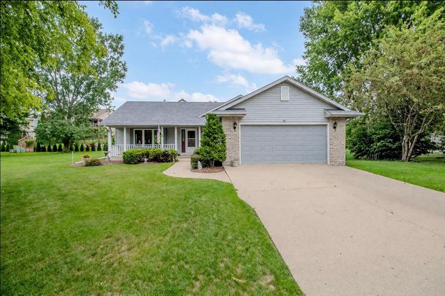 300 Martin DRIVE, Fredonia, WI 53021