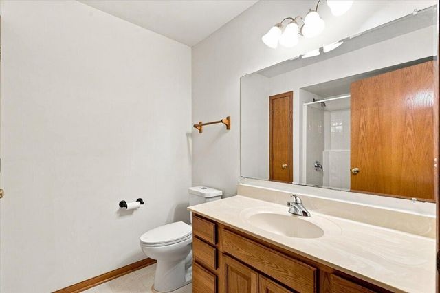 300 Martin DRIVE, Fredonia, WI 53021