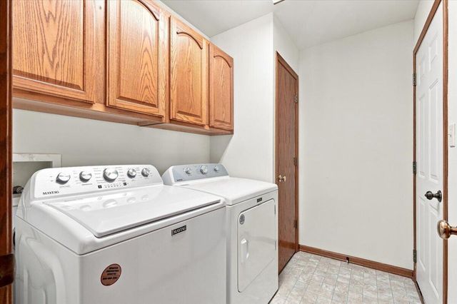 300 Martin DRIVE, Fredonia, WI 53021