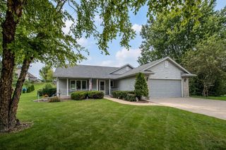 300 Martin DRIVE, Fredonia, WI 53021