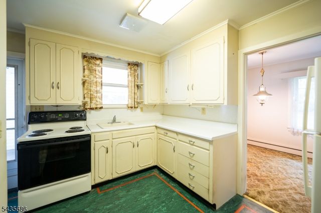133 Frost Ave, Phillipsburg Town, NJ 08865
