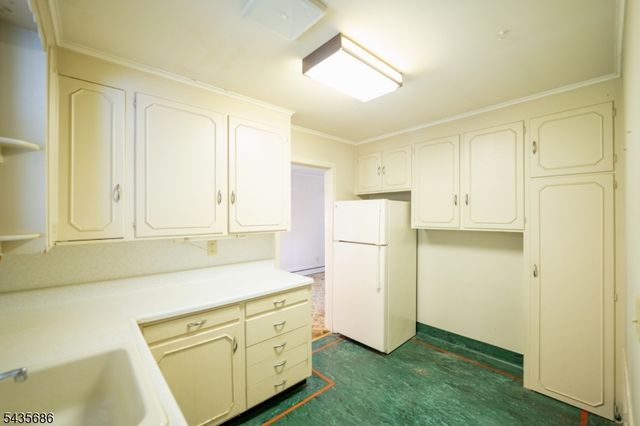 133 Frost Ave, Phillipsburg Town, NJ 08865