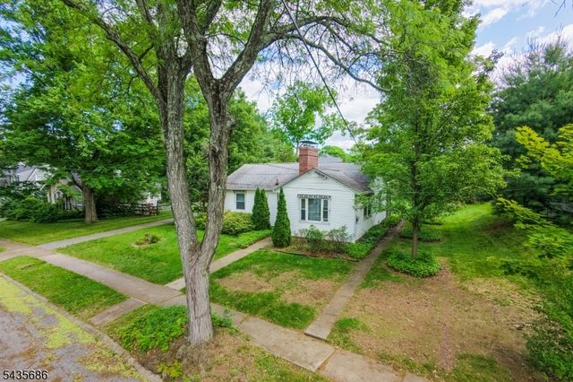 133 Frost Ave, Phillipsburg Town, NJ 08865