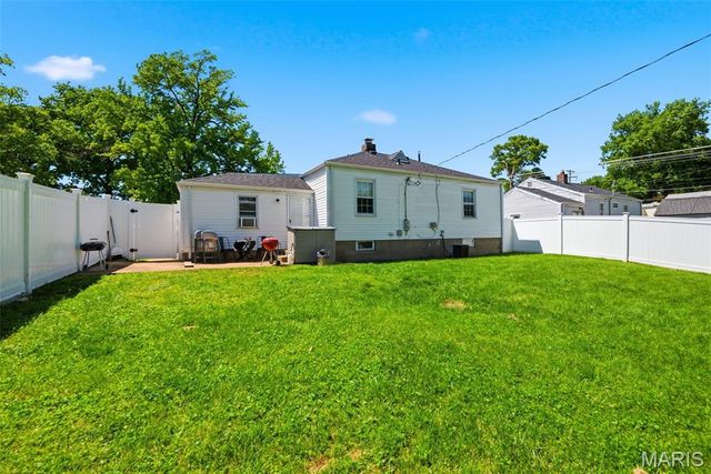3162 O Hare Drive, St Ann, MO 63074