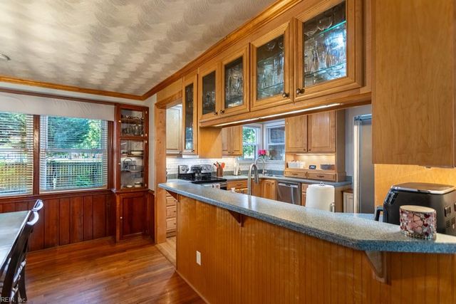 309 Mimosa DR, Newport News, VA 23606