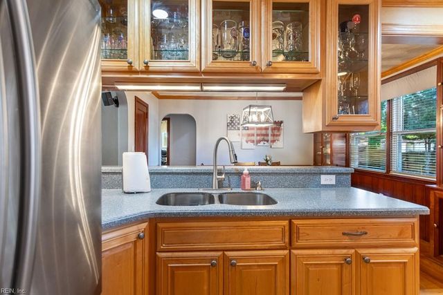 309 Mimosa DR, Newport News, VA 23606