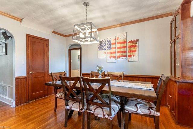 309 Mimosa DR, Newport News, VA 23606