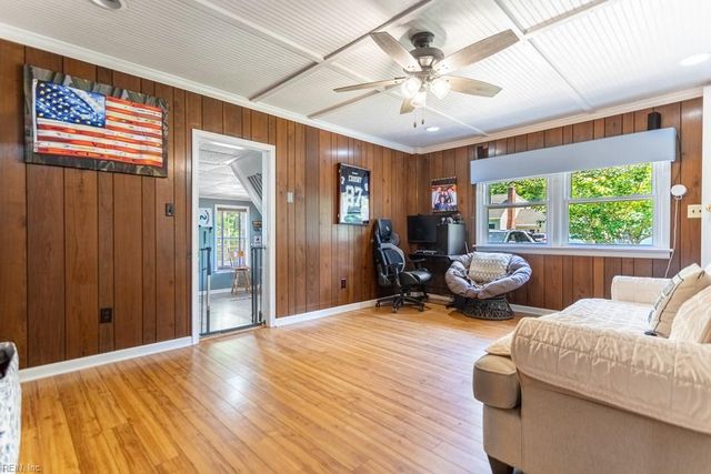309 Mimosa DR, Newport News, VA 23606