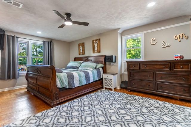 309 Mimosa DR, Newport News, VA 23606