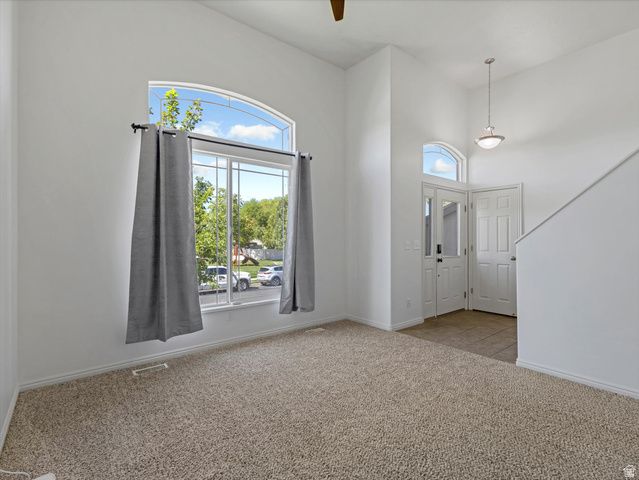 991 W OLDHAM DR, North Salt Lake, UT 84054