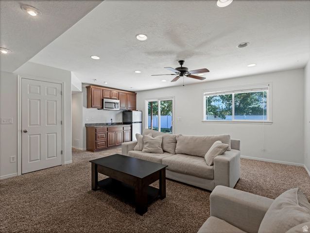 991 W OLDHAM DR, North Salt Lake, UT 84054