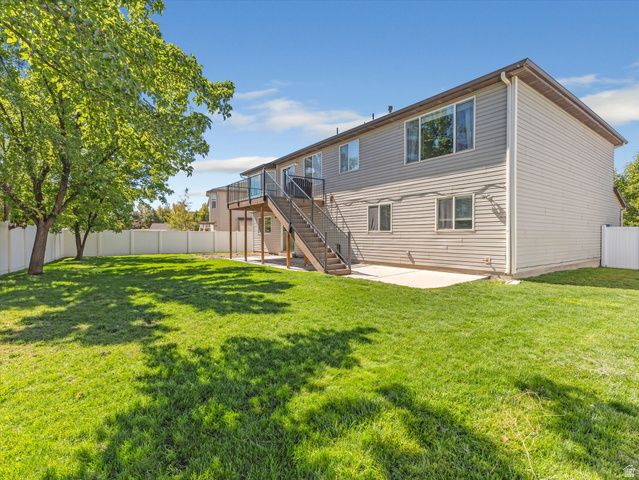 991 W OLDHAM DR, North Salt Lake, UT 84054