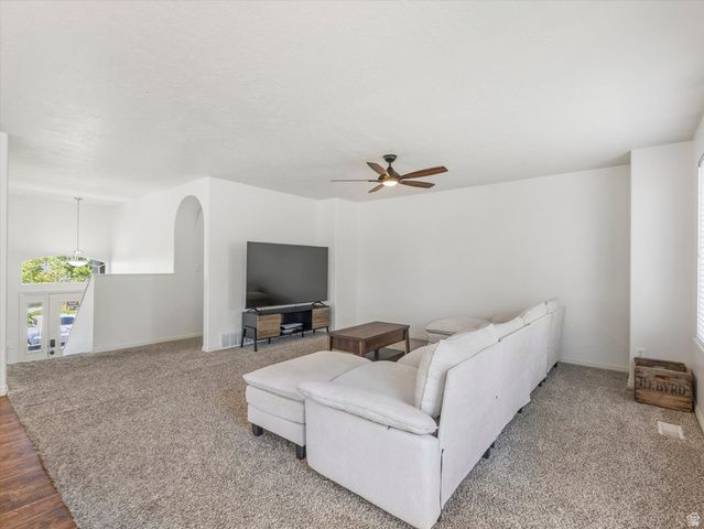 991 W OLDHAM DR, North Salt Lake, UT 84054