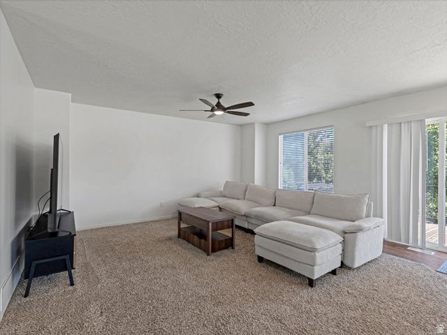 991 W OLDHAM DR, North Salt Lake, UT 84054