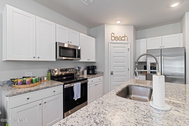 1141 Windy Grove Lane SW, Ocean Isle Beach, NC 28469