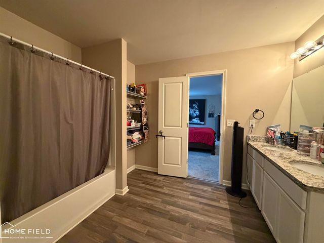 691 Woodvalley Drive, Corunna, MI 48817