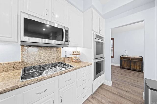 33673 Poppy Lane, Murrieta, CA 92563