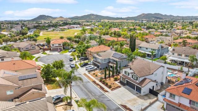 33673 Poppy Lane, Murrieta, CA 92563
