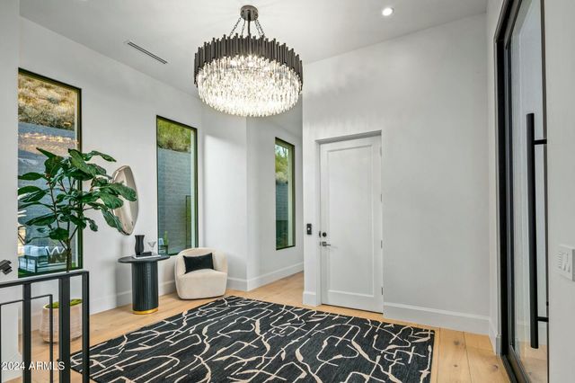 4880 E LONE MOUNTAIN Road N, Cave Creek, AZ 85331