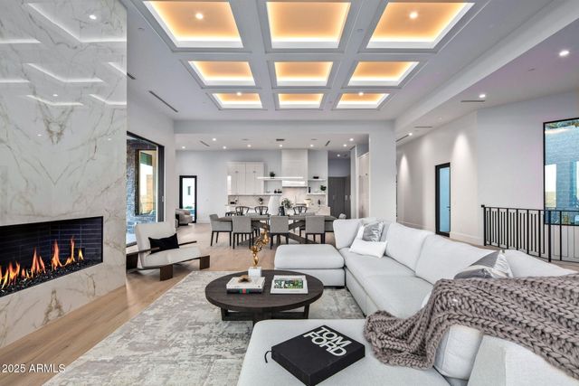 4880 E LONE MOUNTAIN Road N, Cave Creek, AZ 85331