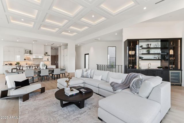 4880 E LONE MOUNTAIN Road N, Cave Creek, AZ 85331