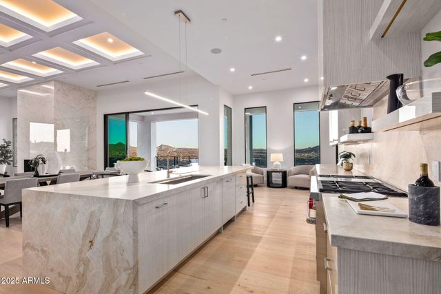 4880 E LONE MOUNTAIN Road N, Cave Creek, AZ 85331