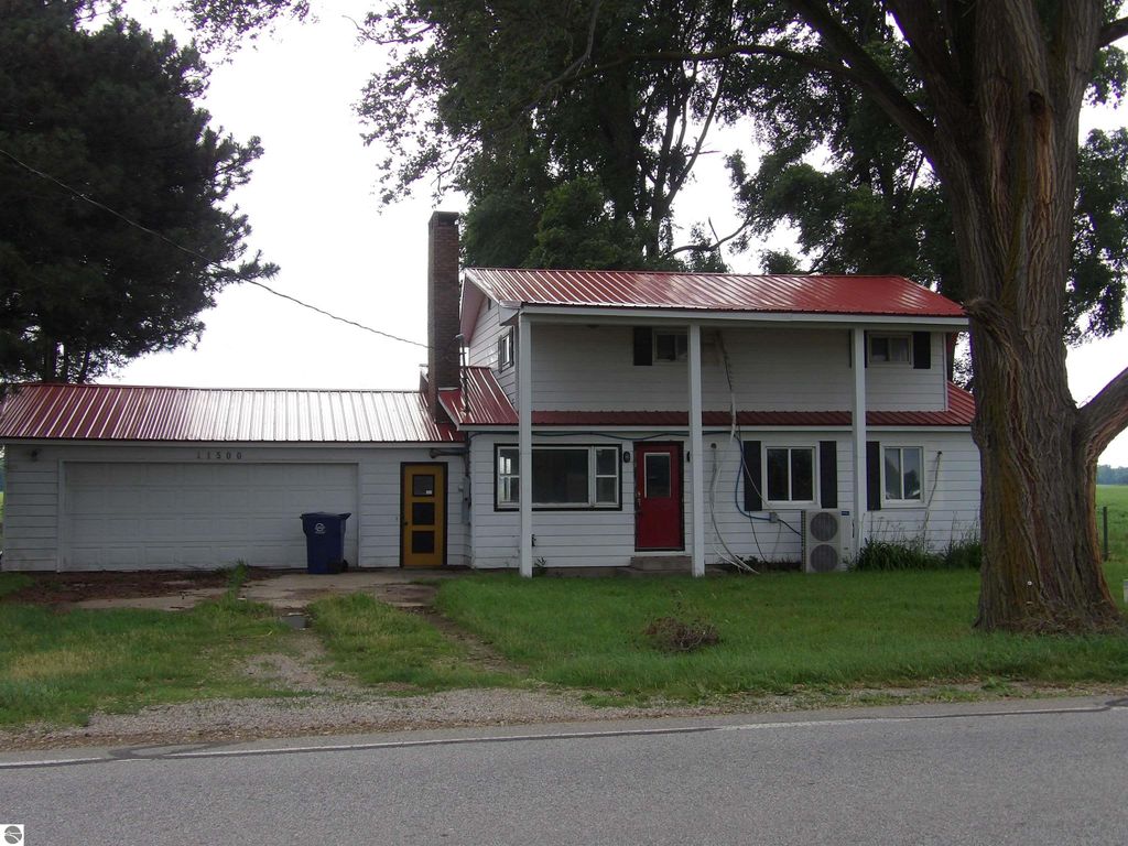 Image 1 of property listing at 11500 N State, St Louis, MI 48880
