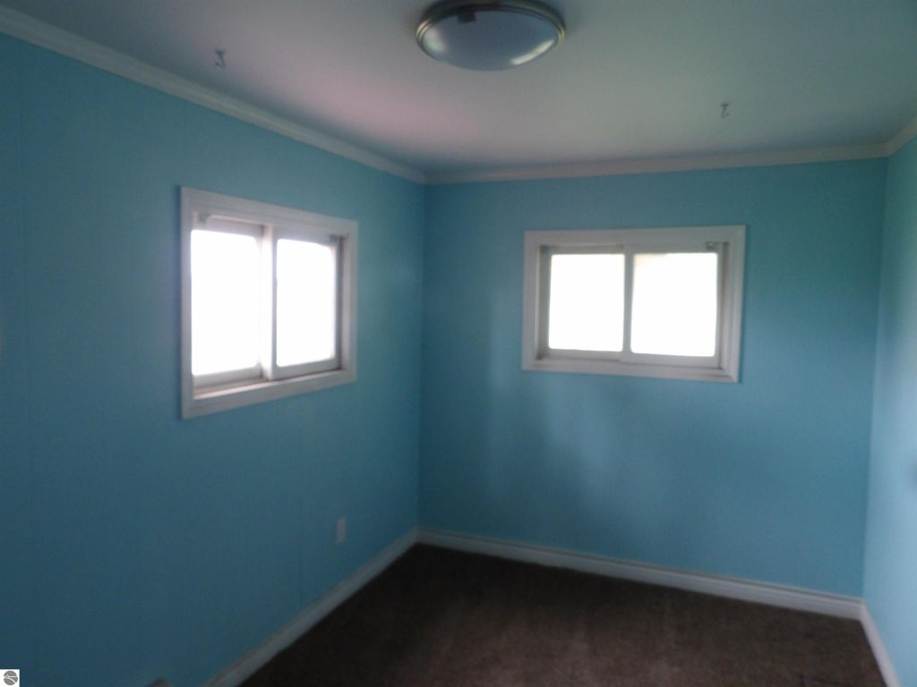 Image 12 of property listing at 11500 N State, St Louis, MI 48880