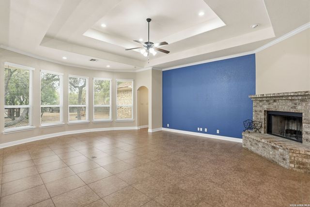 813 County Road 375, San Antonio, TX 78253