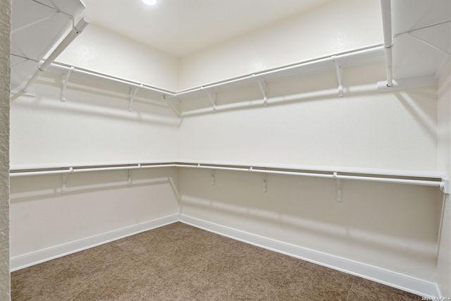 813 County Road 375, San Antonio, TX 78253