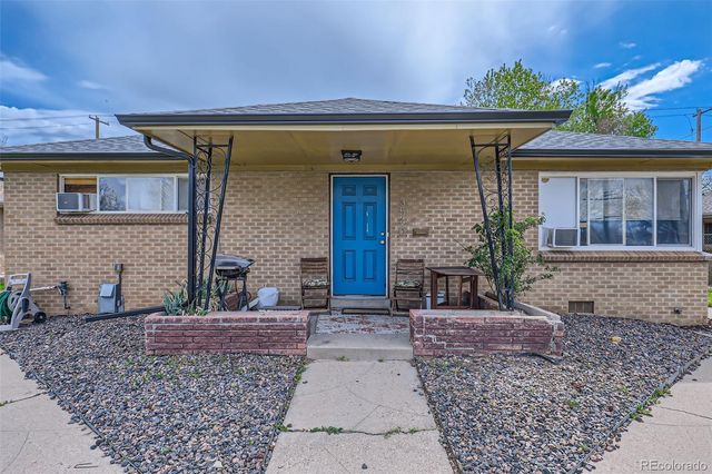 3542 Kearney Street, Denver, CO 80207