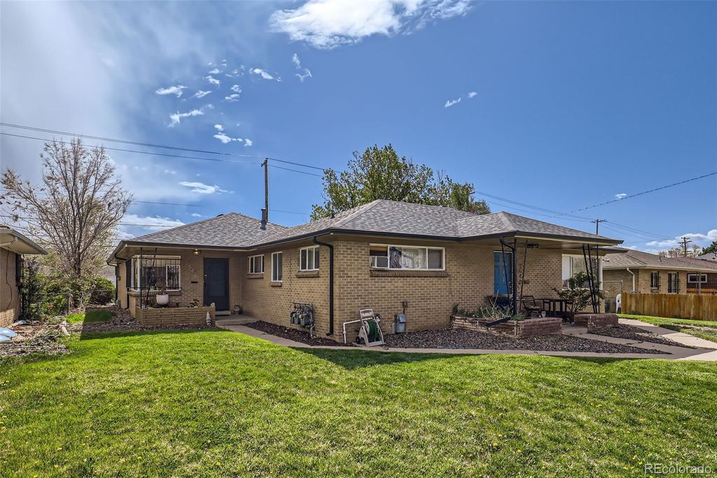 3542 Kearney Street, Denver, CO 80207