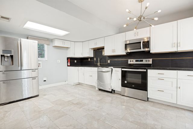 5808 Harvest Hill Road, Dallas, TX 75230