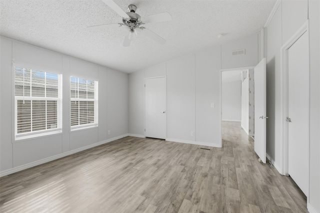 210 Nassau Lane, Point Blank, TX 77364