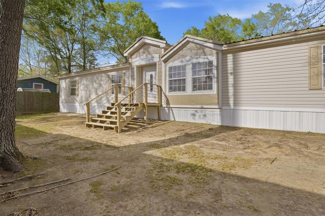 210 Nassau Lane, Point Blank, TX 77364