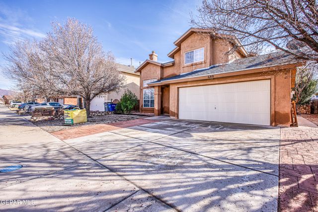 680 ALICE WALTER Court, El Paso, TX 79932