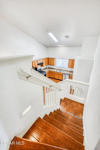 680 ALICE WALTER Court, El Paso, TX 79932