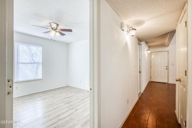 680 ALICE WALTER Court, El Paso, TX 79932