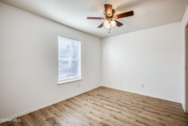 680 ALICE WALTER Court, El Paso, TX 79932