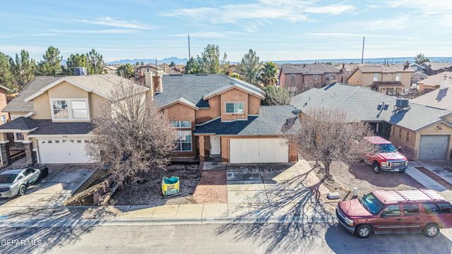 680 ALICE WALTER Court, El Paso, TX 79932