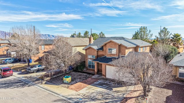 680 ALICE WALTER Court, El Paso, TX 79932