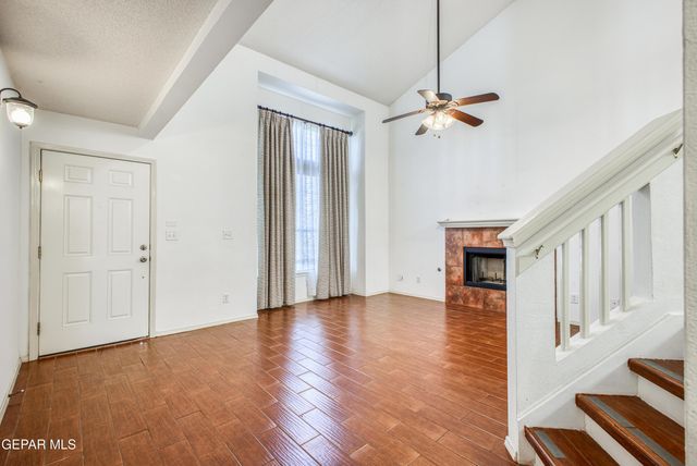 680 ALICE WALTER Court, El Paso, TX 79932