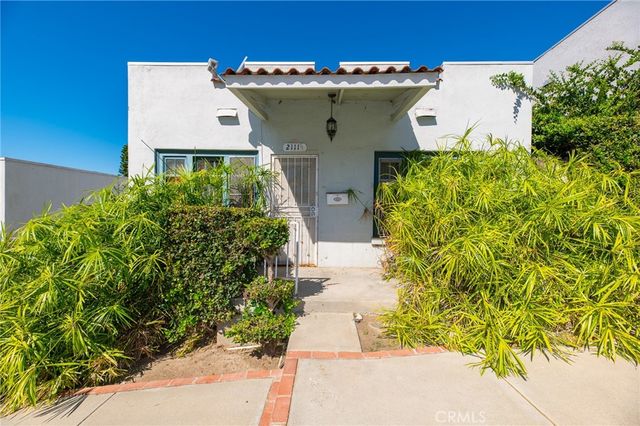 2111 Aaron Street, Los Angeles, CA 90026